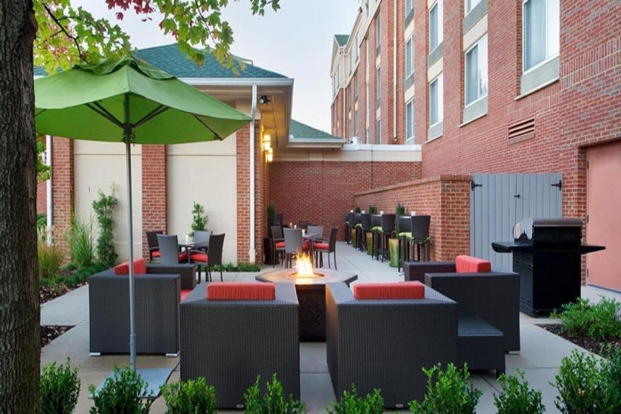 Hilton Garden Inn Atlanta North/Джонс Крийк Екстериор снимка
