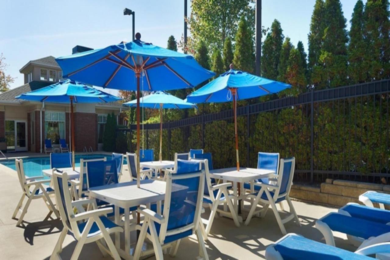 Hilton Garden Inn Atlanta North/Джонс Крийк Екстериор снимка