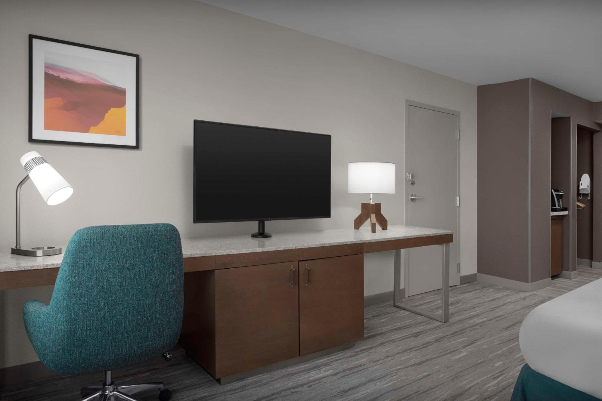 Hilton Garden Inn Atlanta North/Джонс Крийк Екстериор снимка