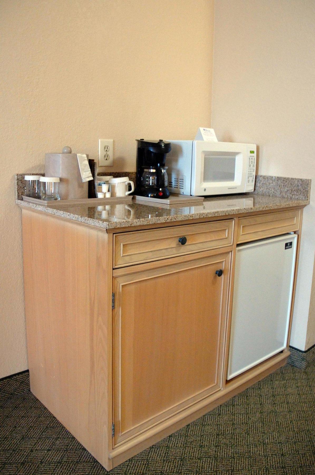 Hilton Garden Inn Atlanta North/Джонс Крийк Екстериор снимка