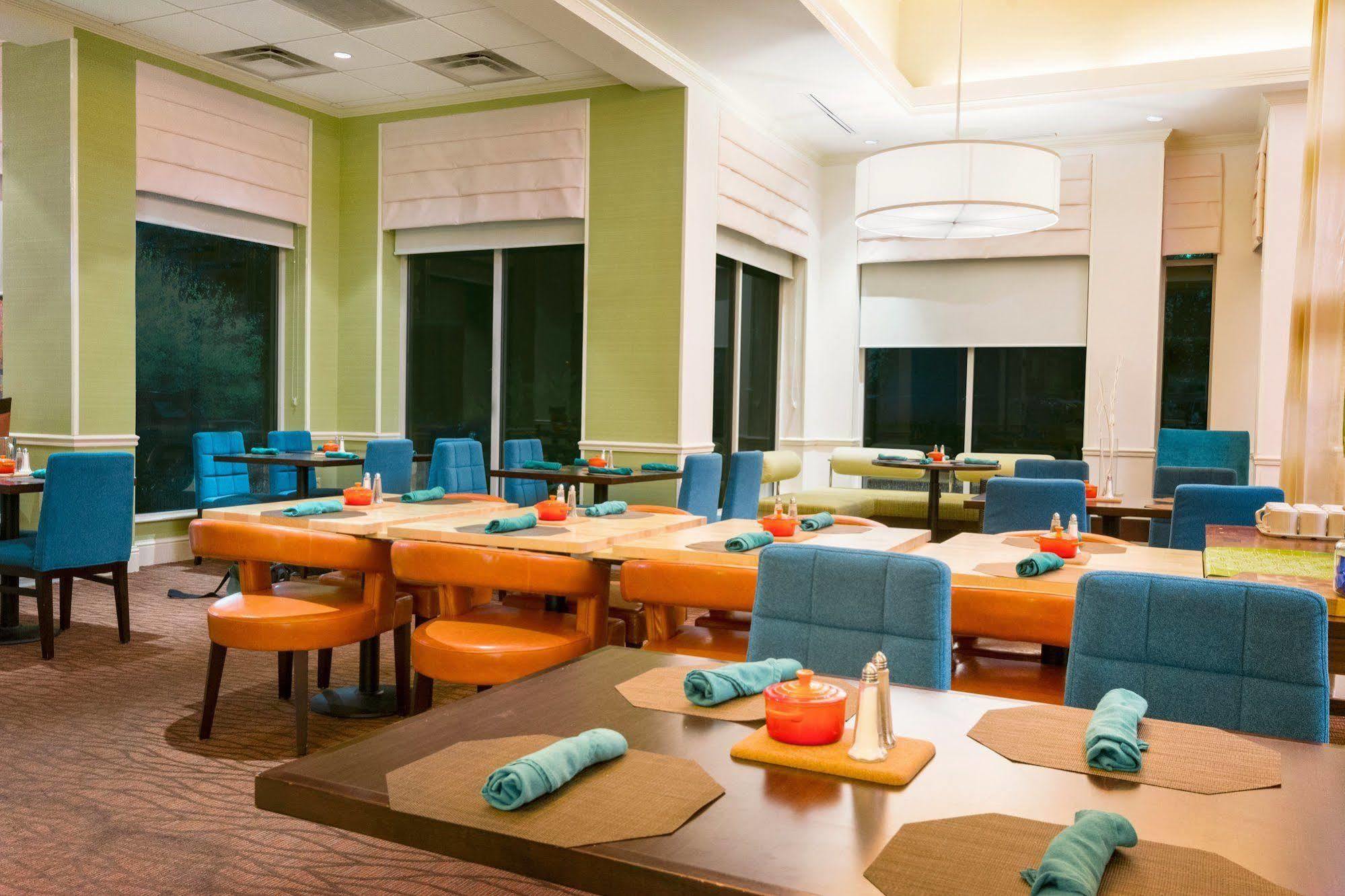 Hilton Garden Inn Atlanta North/Джонс Крийк Екстериор снимка